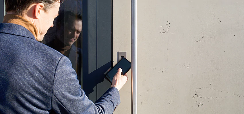 Police Recommended Rekey Locksmith in Maywood, California