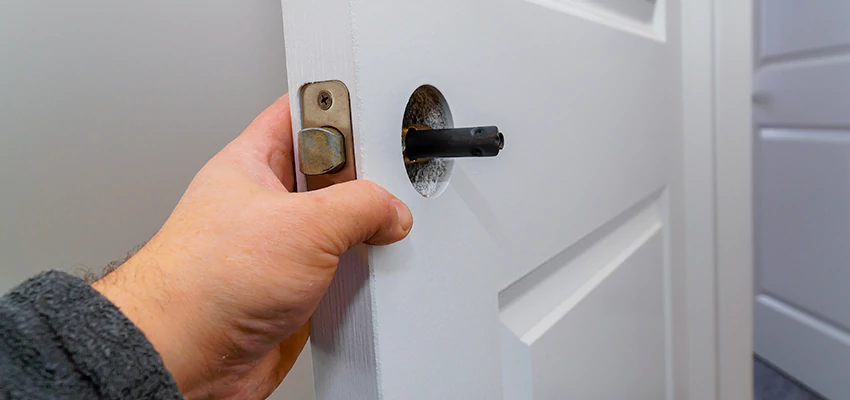 Nighttime Locksmith For Lock Repair in Maywood, CA