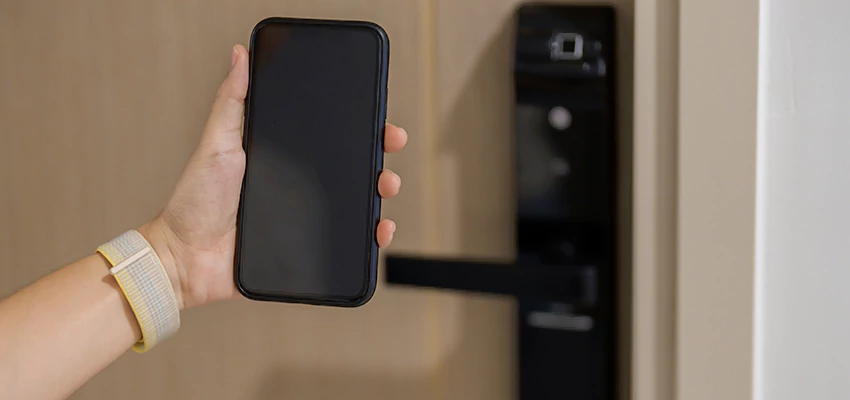 Keypad Wifi Locks Repair And Installation in Maywood, CA