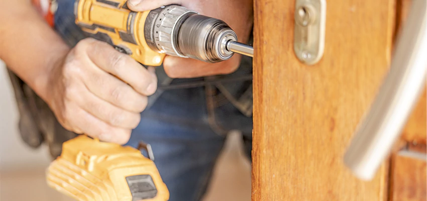 Emergency A1 Locksmith Services in Maywood, California