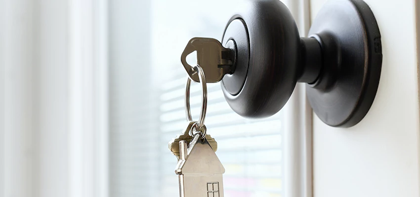 Bifold Door Knob Replacement in Maywood, California