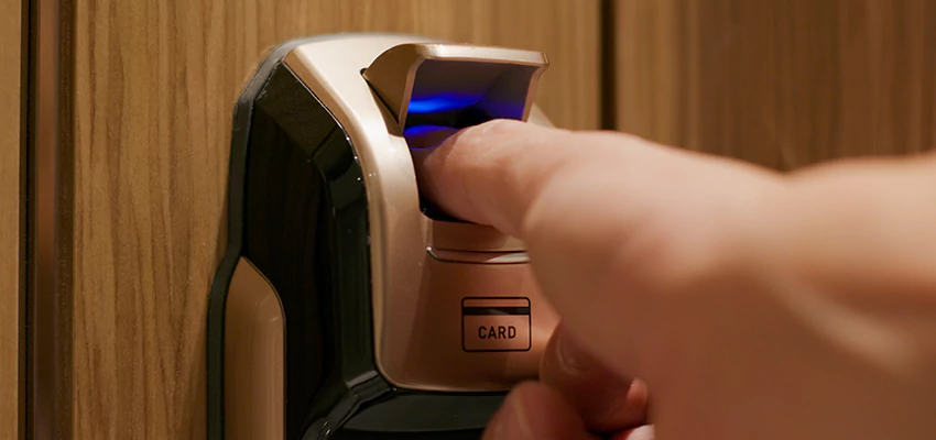 Locksmith Company For Window Lock Installation in Maywood, California