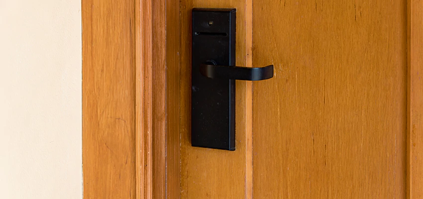 Quick Response Locksmith For Lock Repair in Maywood, California