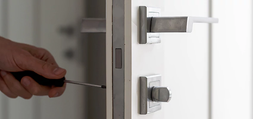 Automotive Lock Installation in Maywood, CA