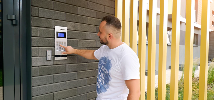 Locksmith Company For Smart Lock System Installation in Maywood, California