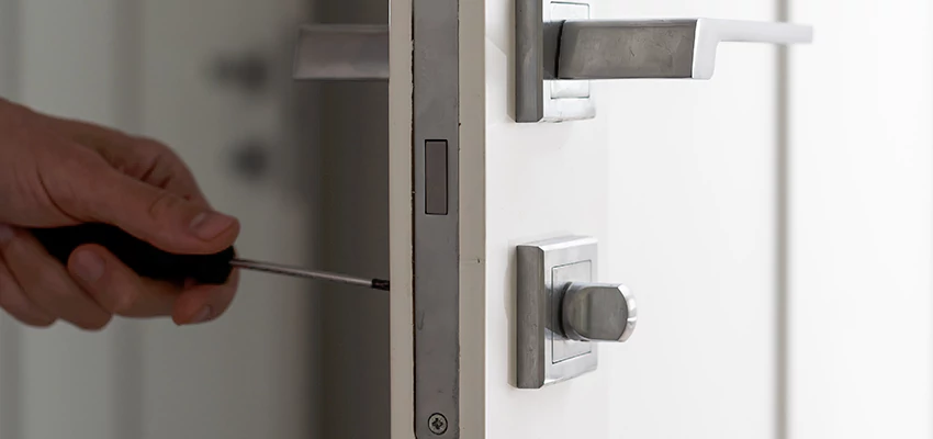 Key Programming Locksmith Open Now in Maywood, California